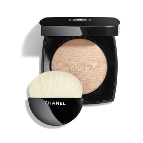 perles de lumiere chanel|chanel poudre lumiere highlighter.